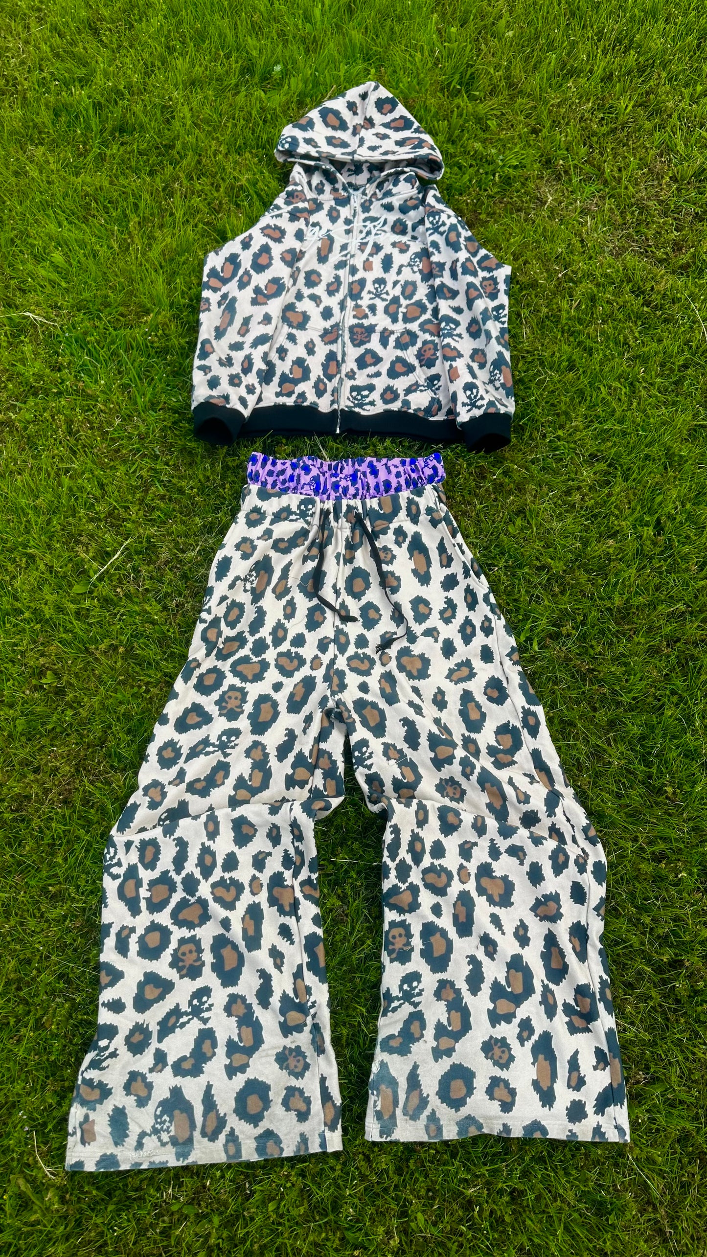 “TOXIC” DIGITAL PANTS
