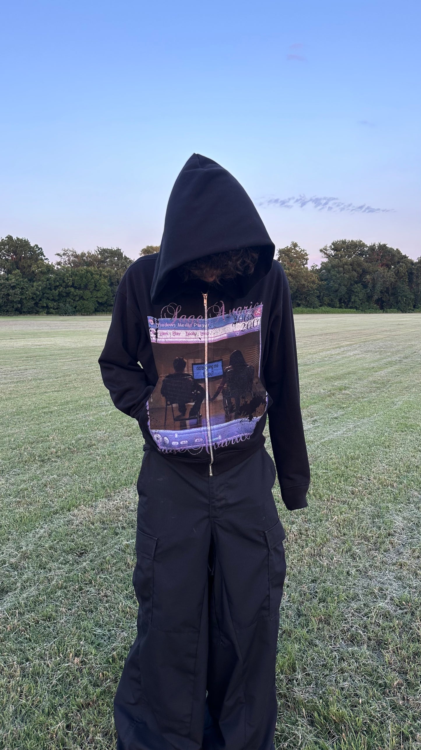 “BROKEN WARMTH” HOODIE