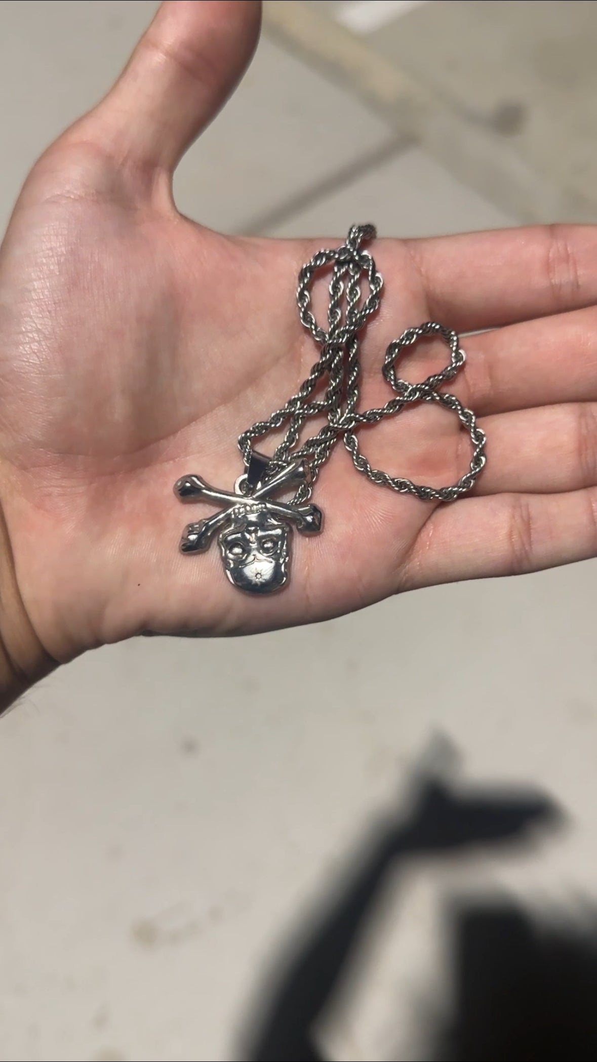 “ENTOMBED SIGIL” NECKLACE
