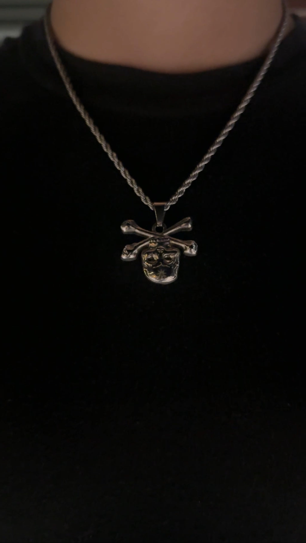 “ENTOMBED SIGIL” NECKLACE