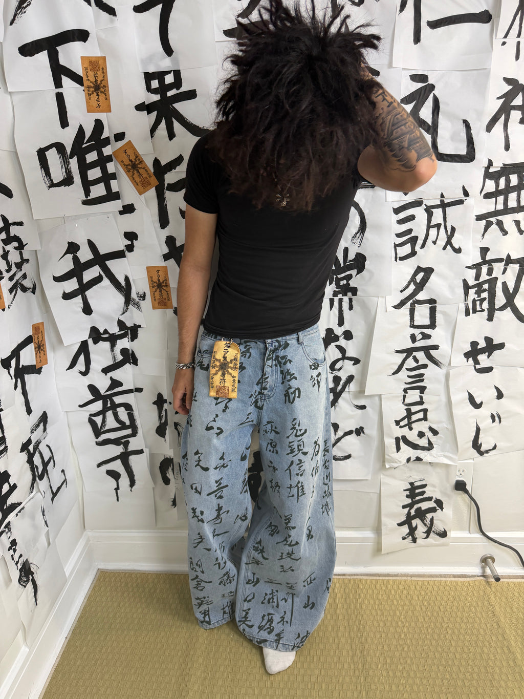 “HINOMARU” JEANS