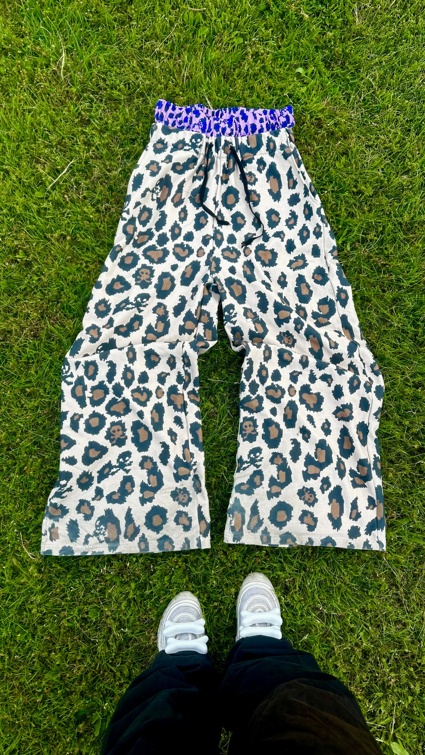 “TOXIC” DIGITAL PANTS