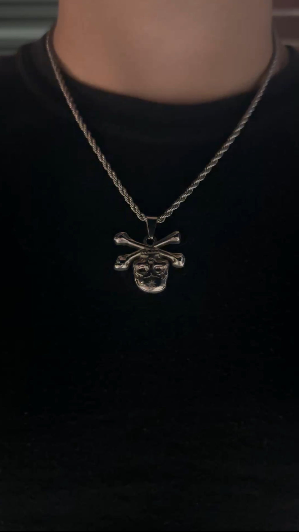 “ENTOMBED SIGIL” NECKLACE