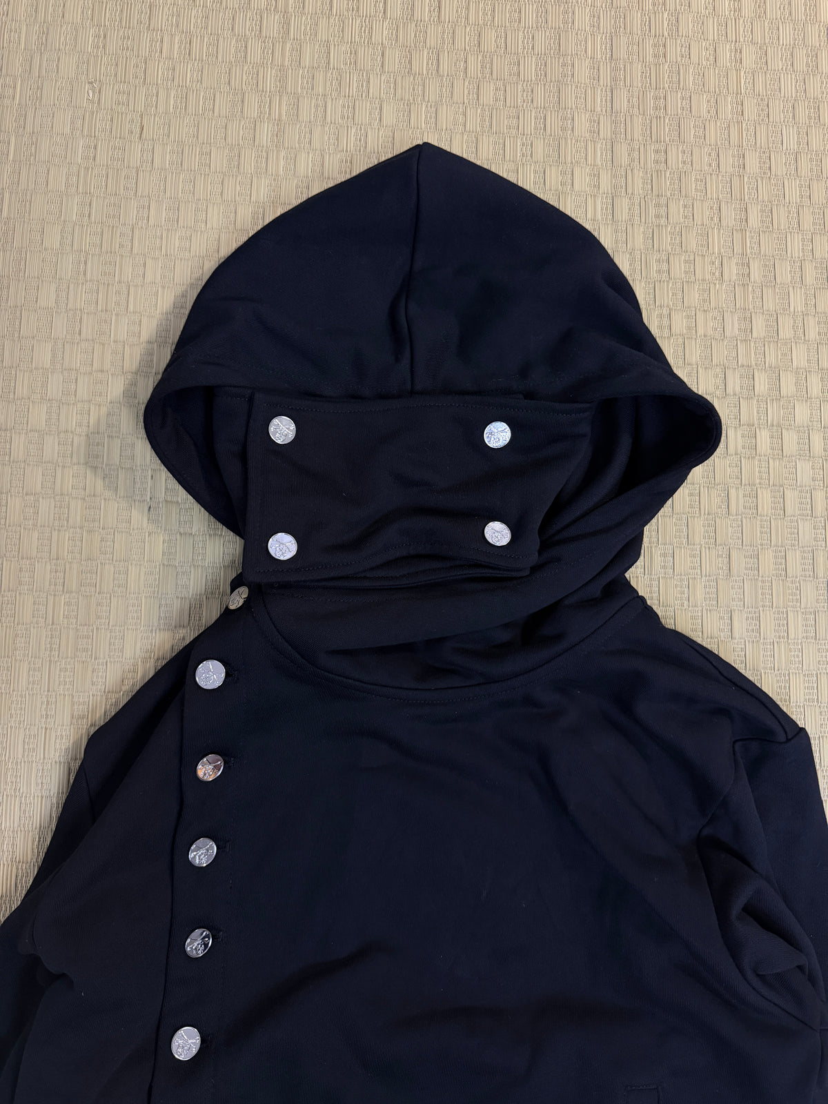 “UNKNOWN” HOODIE
