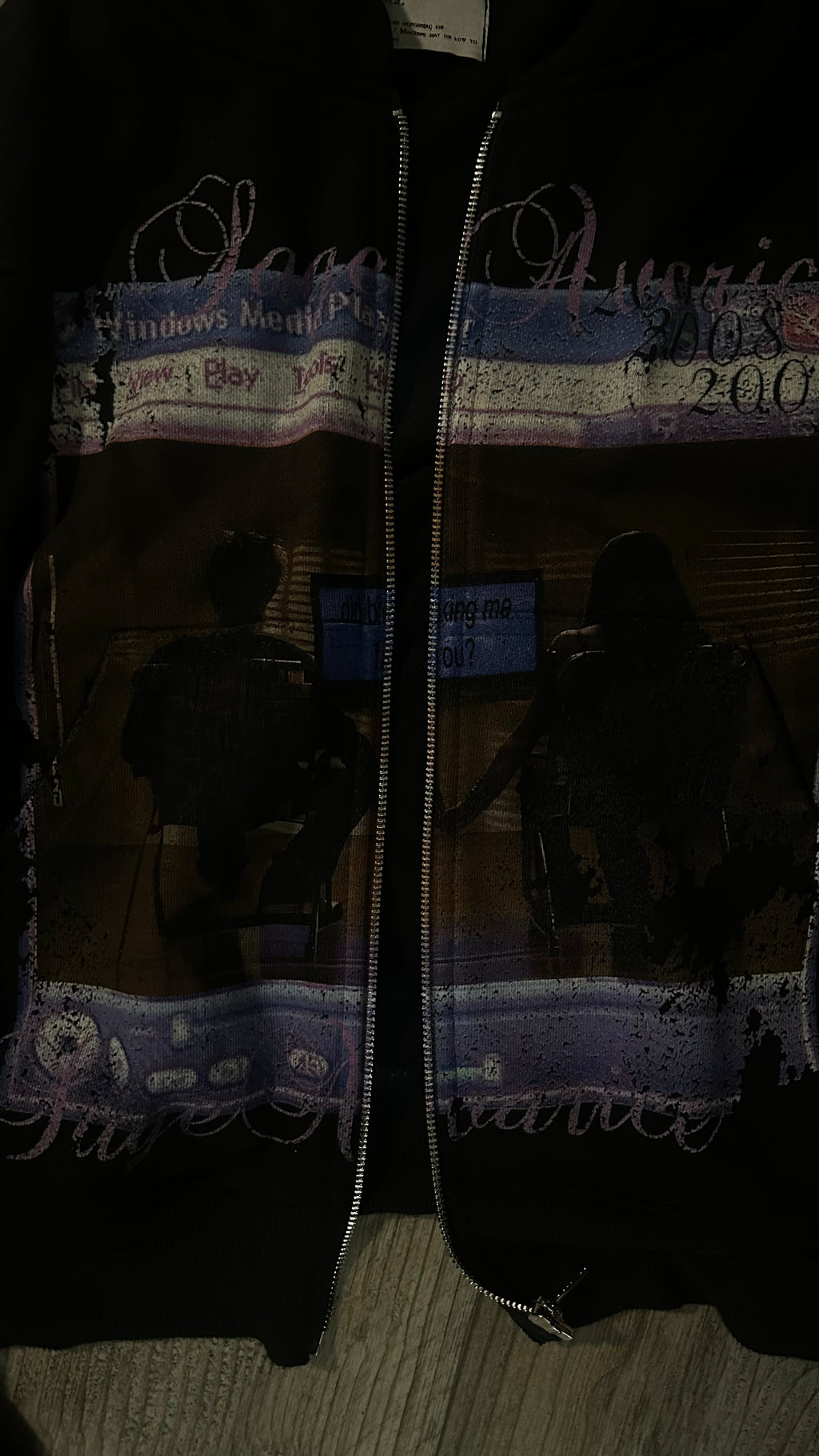 “BROKEN WARMTH” HOODIE