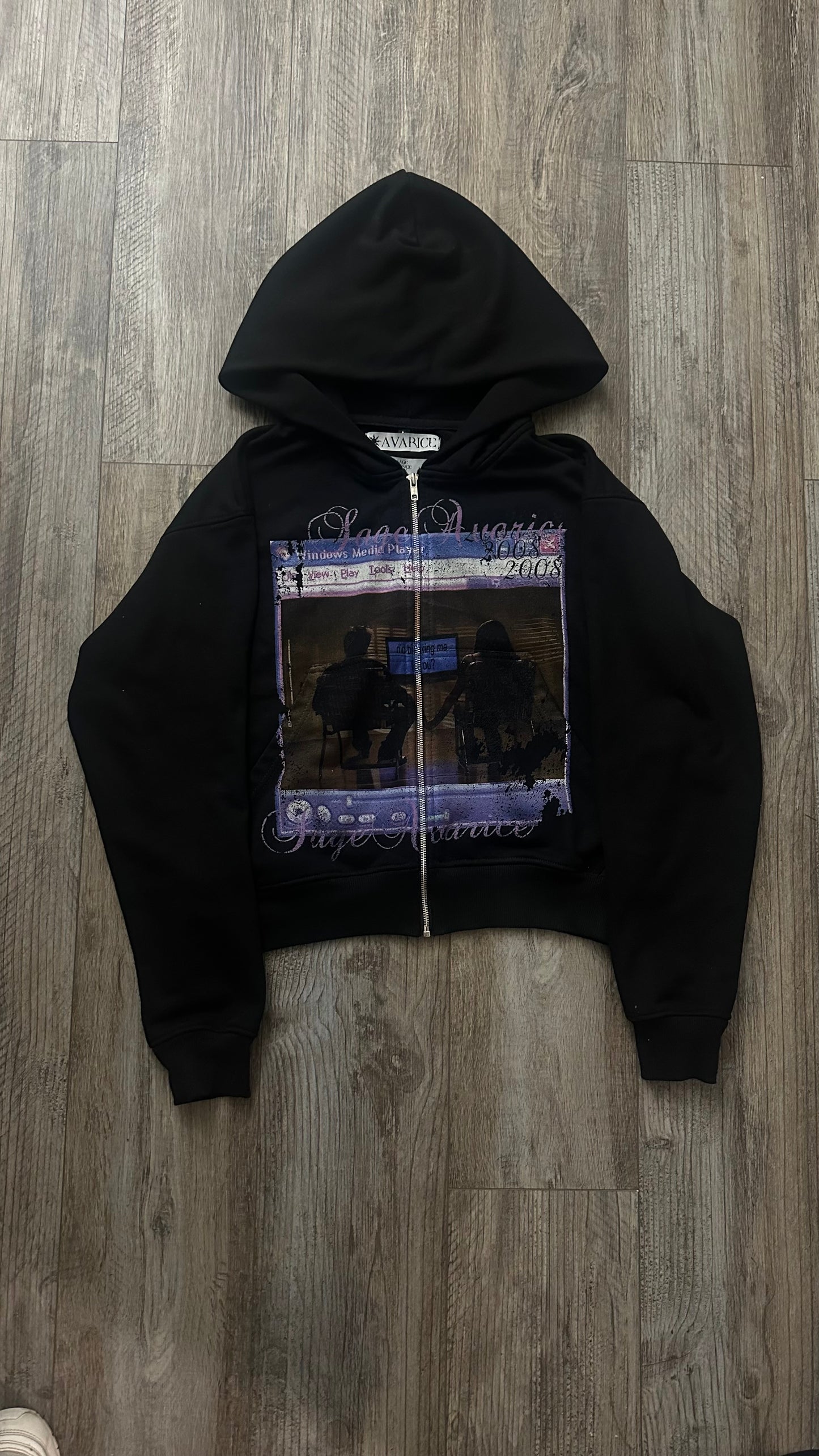 “BROKEN WARMTH” HOODIE