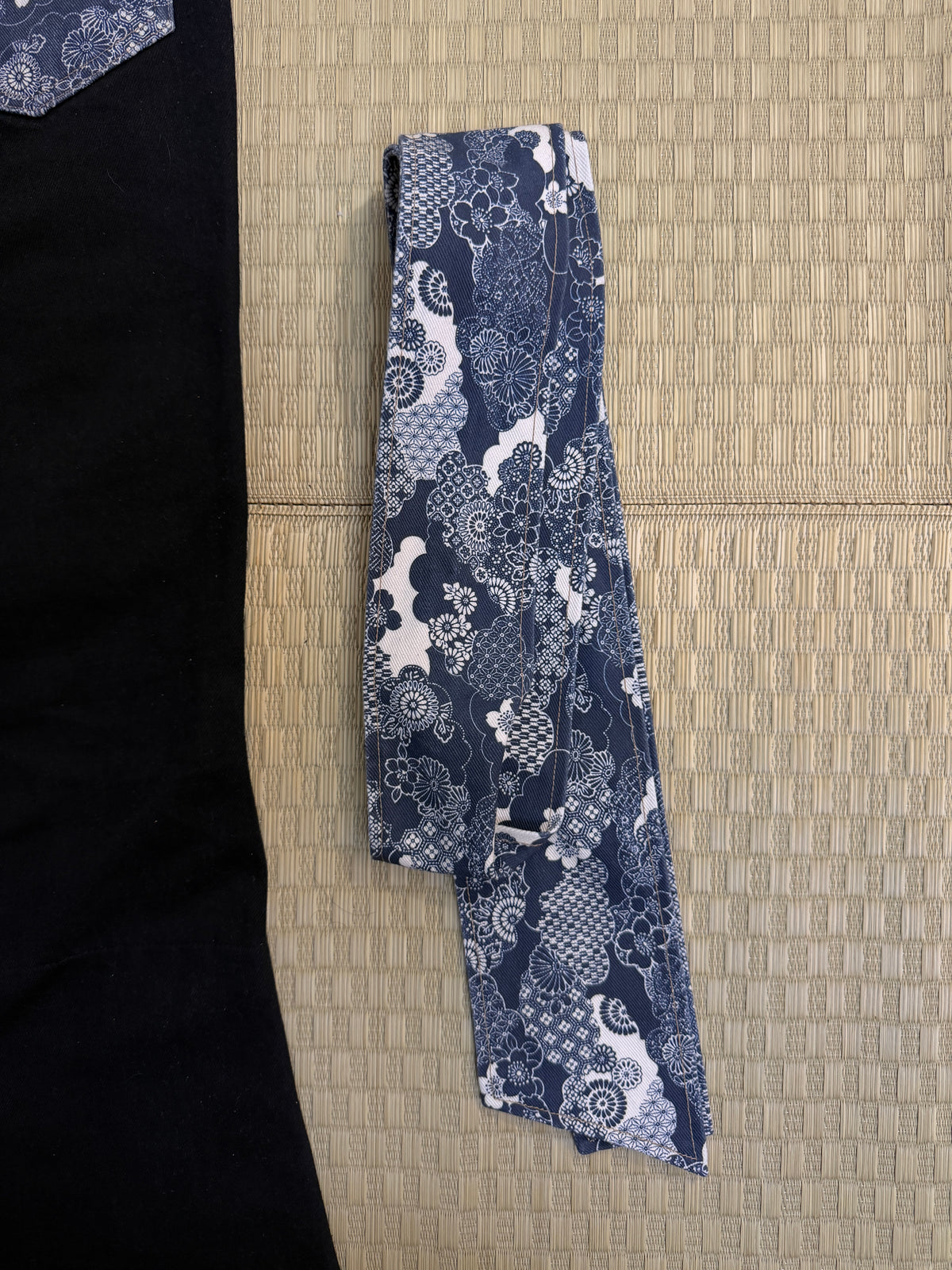 “UTSUROI” JEANS