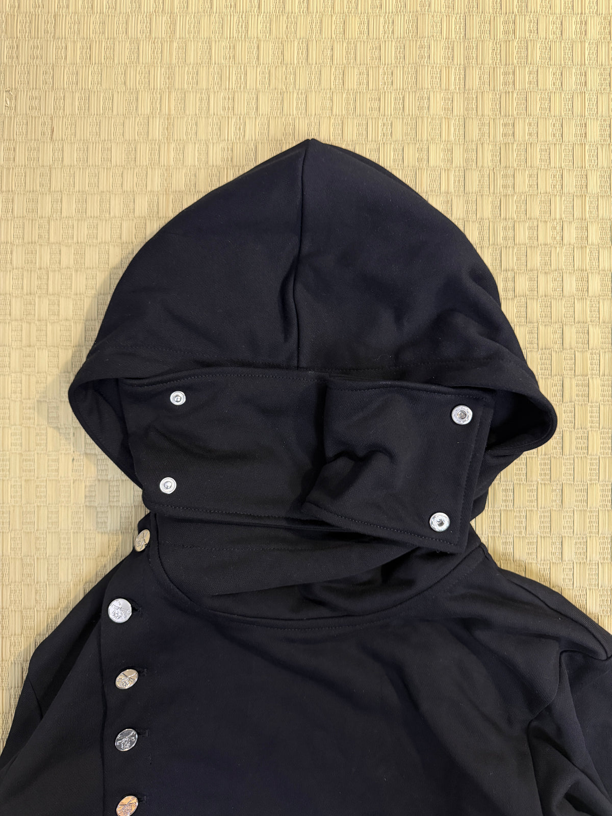 “UNKNOWN” HOODIE