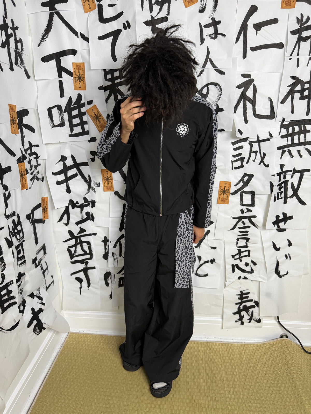 Auspicious lookbook 09